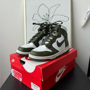 Nike Dunk High - White/Khaki